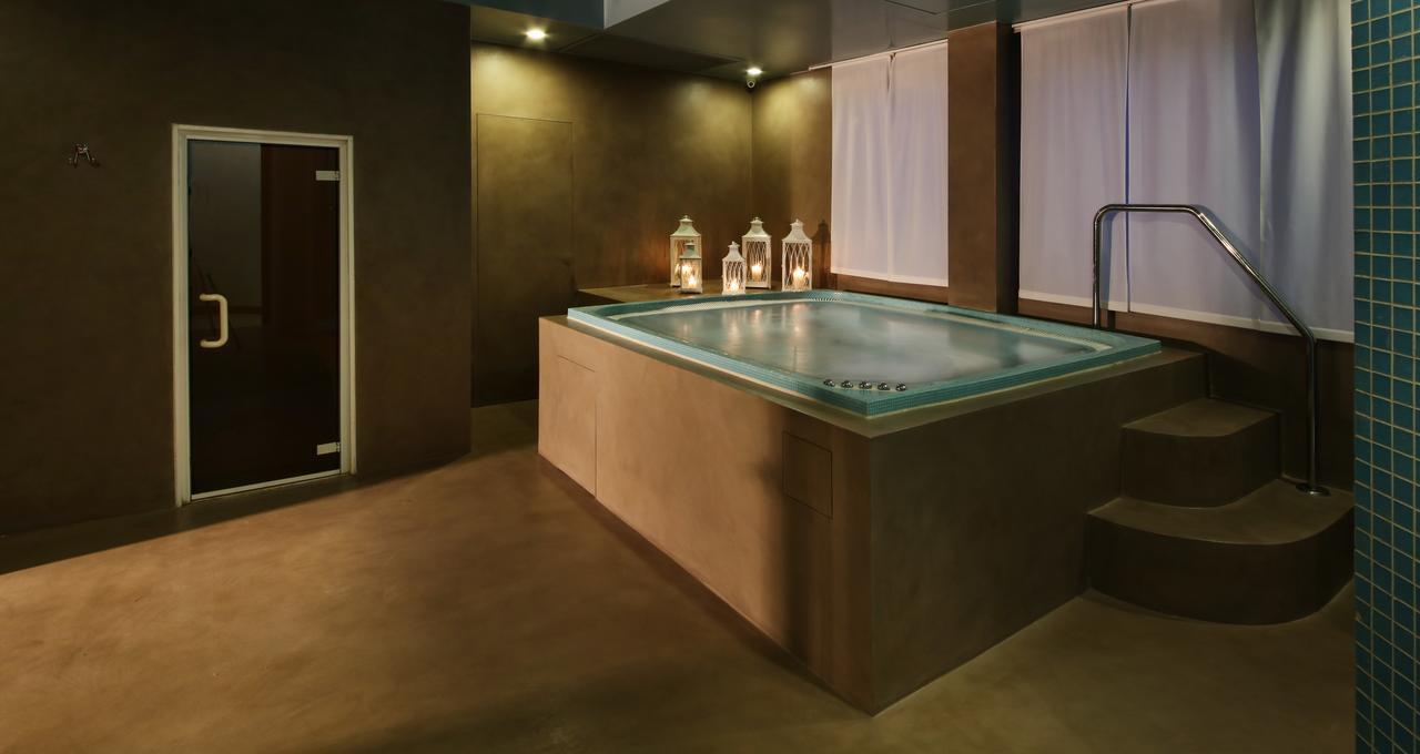 Hotel Savoy Palace Gardone Riviera Ngoại thất bức ảnh