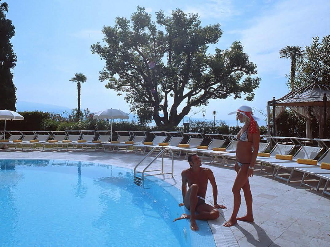 Hotel Savoy Palace Gardone Riviera Ngoại thất bức ảnh